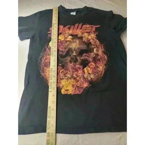 Skillet Band Tee Monster Flaming Skull Roses Mens Small Band Tour Concert - Picture 11 of 16